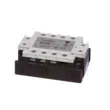 Load image into Gallery viewer, Carlo Gavazzi, Inc. RR2A48D550