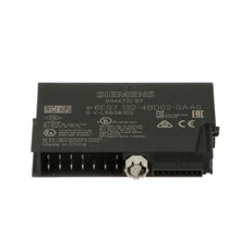 Load image into Gallery viewer, Siemens 6ES7132-4BD02-0AA0